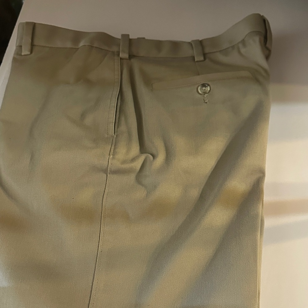 Savane Men's Khaki Dress Pants. 34X29. Like new.
